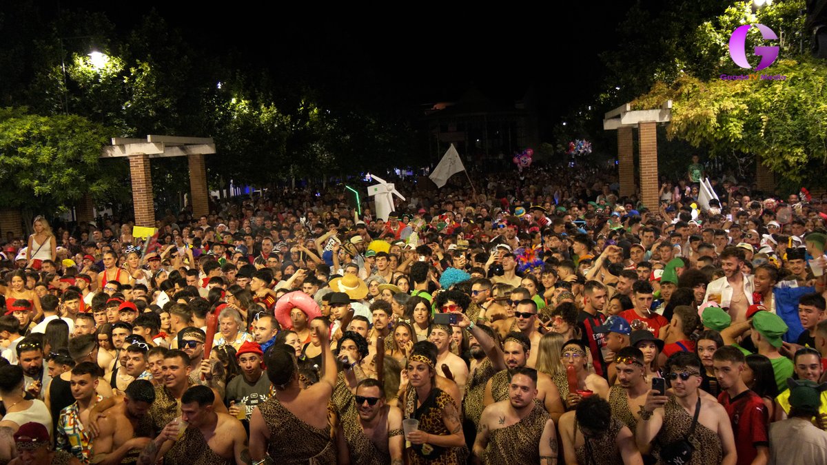 Cabanillas está de Fiesta....... azuqueca.tv/index.php/vide…