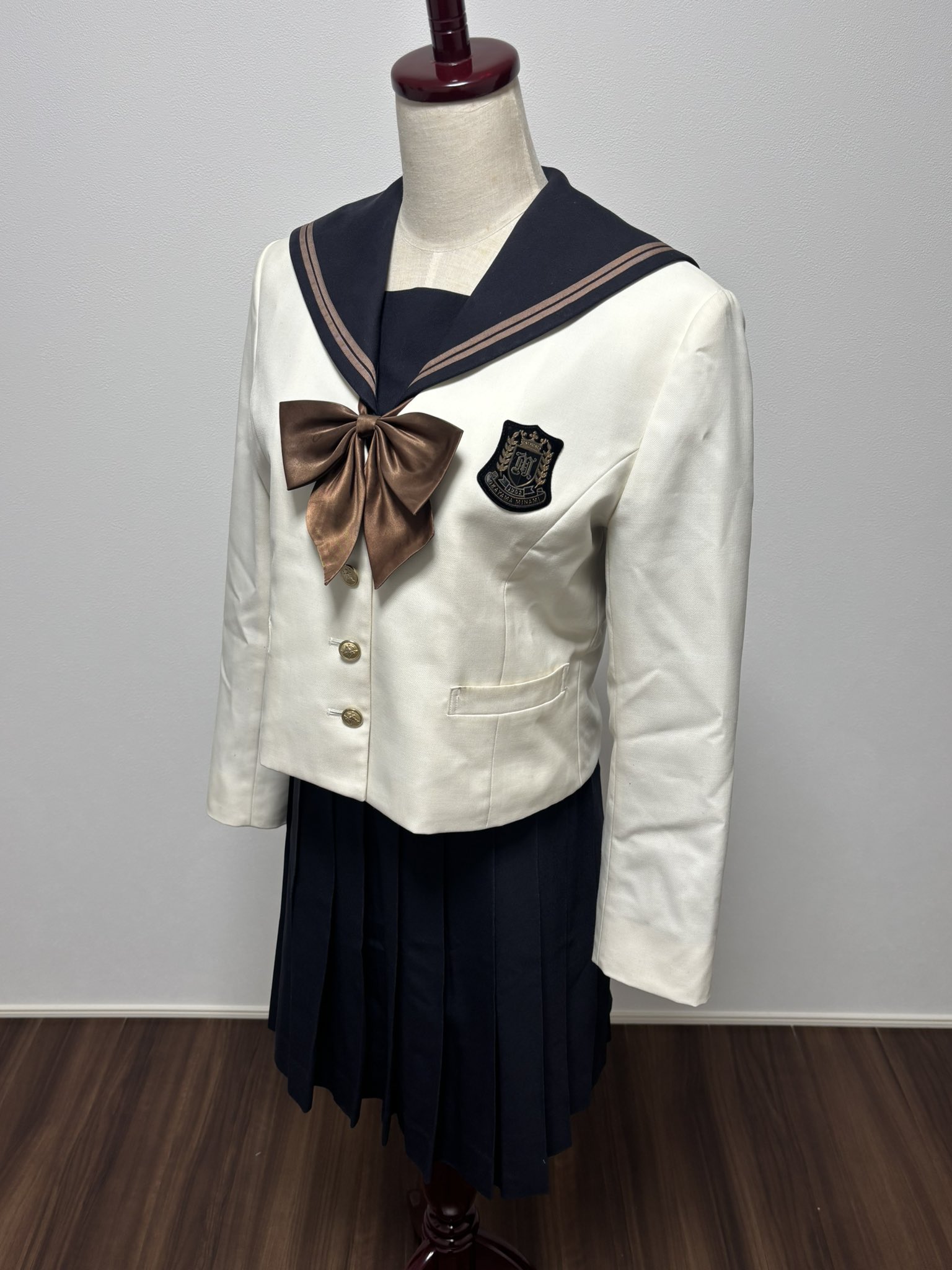 ★カレーうどん★【写真更新2024.12.22】ネクタイ53本まとめ売り DM0055800-1_260x.jpg?v=1691047225