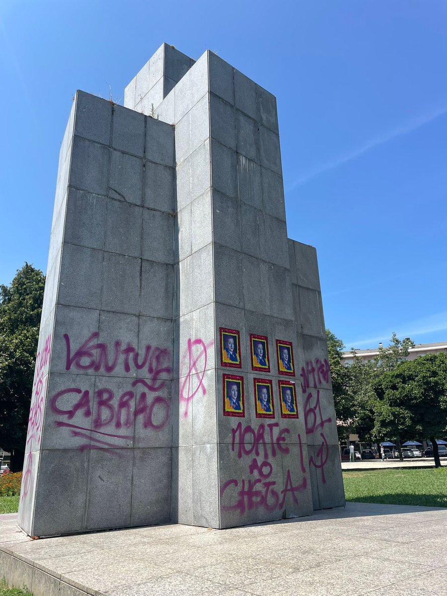 PartidoCHEGA's tweet image. A extrema-esquerda vandalizou o património público, onde serão hoje apresentados os nossos candidatos autárquicos ao município do Porto. Foi uma tentativa desesperada de nos silenciar! Não vão conseguir!