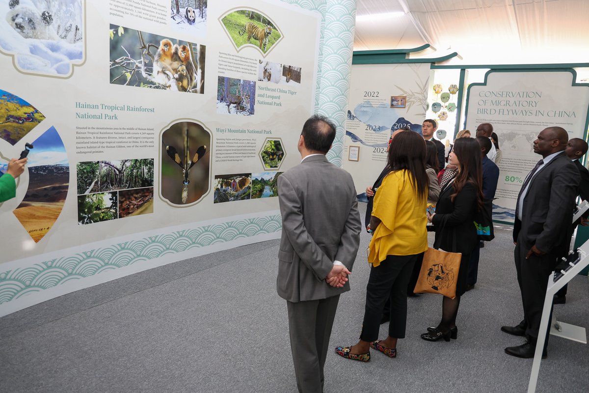 RamsarConv's tweet image. On this #WetlandsWednesday, the Secretary General Dr Musonda Mumba visited the China Pavilion at the #WetlandsCOP15.
The tour showcased China’s ongoing efforts and innovations in wetland conservation, reflecting its continued commitment as the outgoing President of COP14.