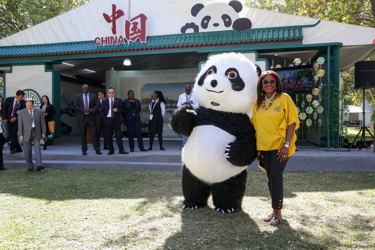 RamsarConv's tweet image. On this #WetlandsWednesday, the Secretary General Dr Musonda Mumba visited the China Pavilion at the #WetlandsCOP15.
The tour showcased China’s ongoing efforts and innovations in wetland conservation, reflecting its continued commitment as the outgoing President of COP14.