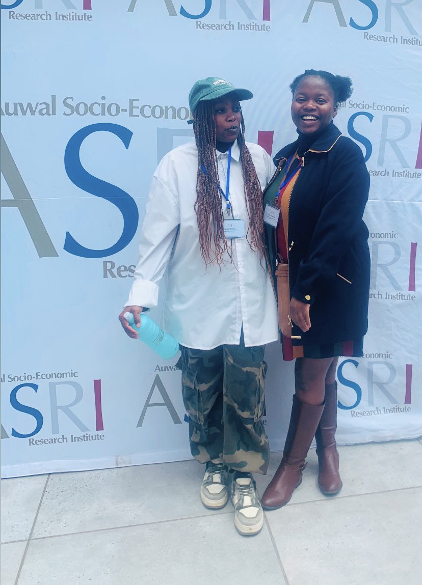 -thembsile D🌸. tweet media