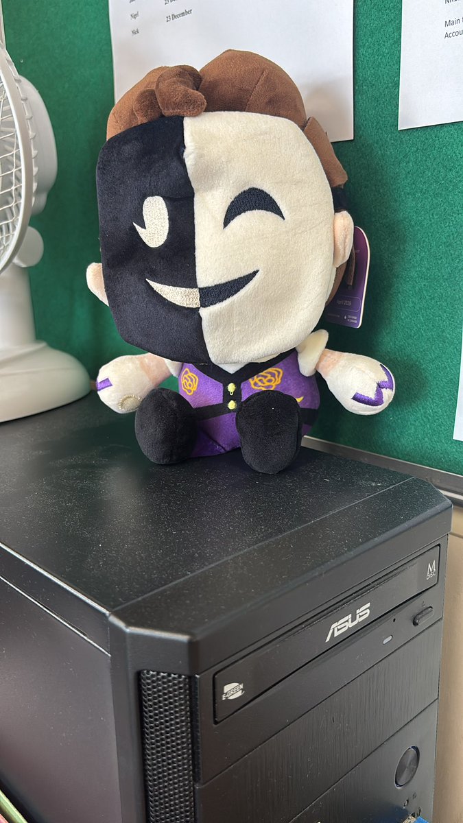 LFrancis02's tweet photo. @Winsweep_  keeping me company at work today #winsweep #plushie @Makeship https://t.co/8YKYZ5lBkI