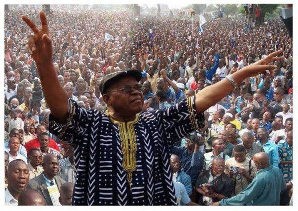 #RDC : Le Dr Étienne Tshisekedi s’est battu pour la démocratie et le progrès social du peuple congolais, et non pour distribuer des emplois uniquement aux jeunes de son parti.

 Peut-on sérieusement penser que les millions de voix qui ont porté le Chef de l’Etat Félix Tshisekedi