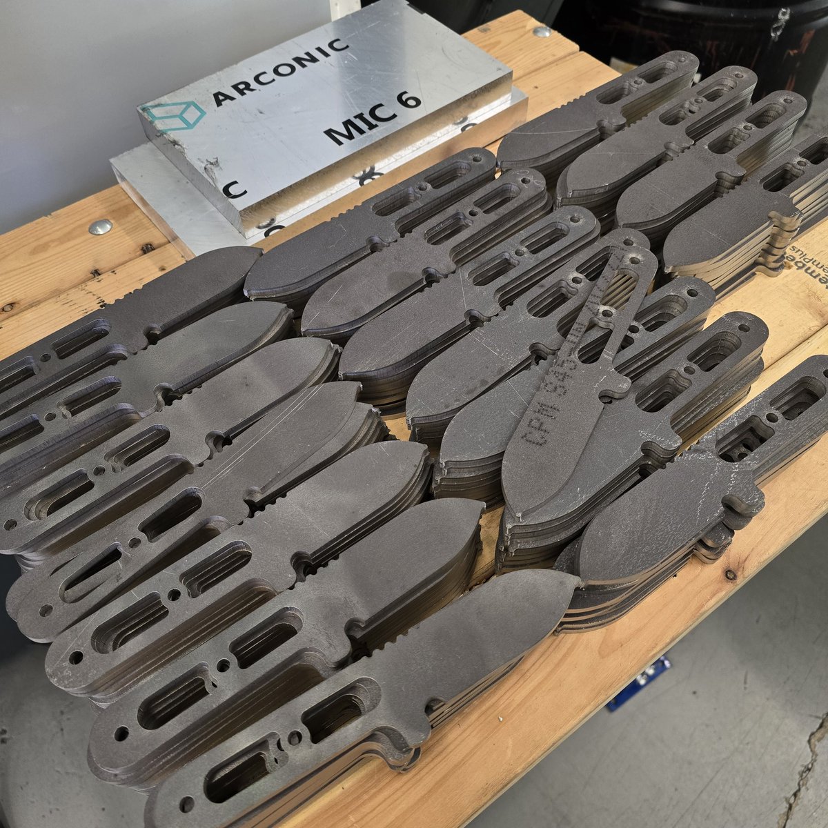 State&UnionKnives tweet media