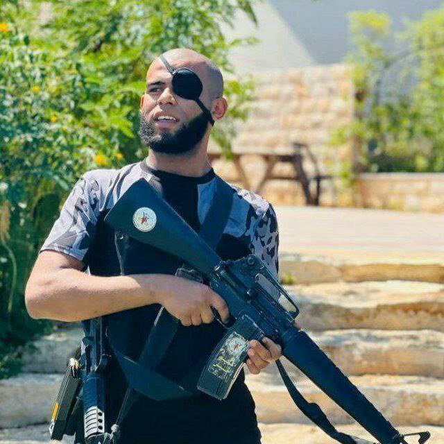 lo4ba's tweet image. "الشهداء يخرّبون فكرتي عن الوقت، دائما ما أردّد : أحتاج مزيدا من الوقت"
- الشّهيد أشرف نافع، ١٩ عاماً.
