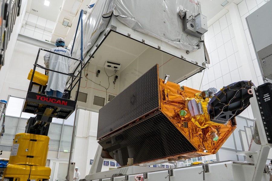eumetsat's tweet image. Our 3rd satellite scheduled for launch this year is on the move! Sentinel-6B left Munich on 14 Jul and is sailing to Galveston, Texas. ⛴️
After Sentinel-4 & soon Sentinel-5, we're gearing up for Sentinel-6B later this year.
More on our Copernicus role at: bit.ly/4mti9UL