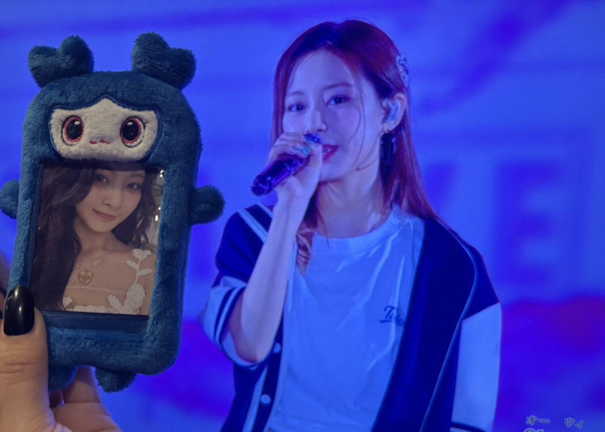 armyaoi08's tweet image. 9時間一人カラオケ終了ーー！
ずーっと歌い続けたけどまだ歌い足りないのはなぜ？？