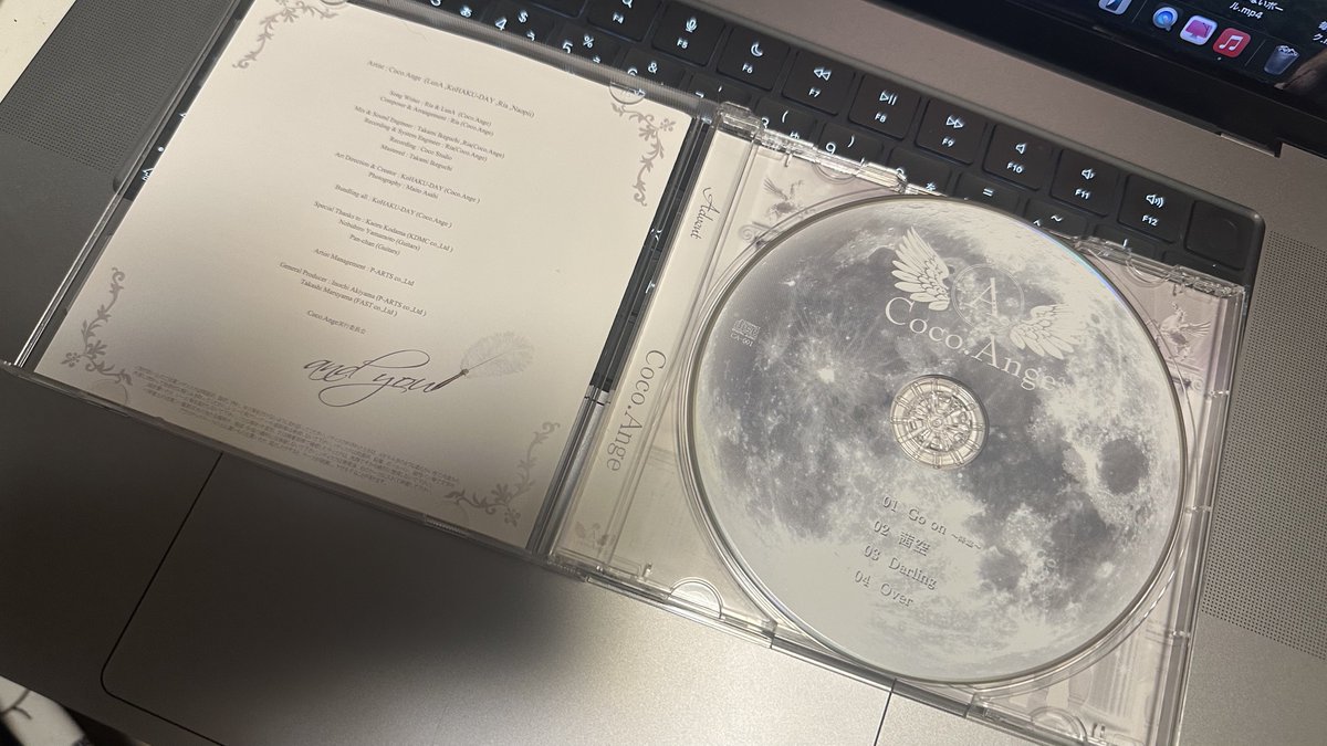 LunA_DM2's tweet image. 配信ありがとうございました✨✨
絵を描いたり🖍️
私の歌ってるCD
聞いてもらったり🫶
久しぶりに聞いたけど
本当にどれもいい曲👏
楽しかった❀.(*´▽`*)❀.
ポコチャ配信してます!
遊びに来てね✨
pococha.com/ja-jp/app/user…
