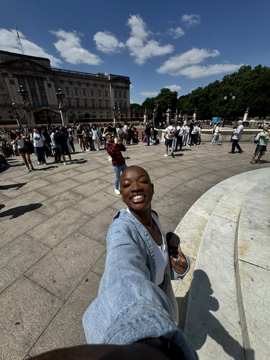 the_odditty's tweet image. Life update for Twitter fam…
-moved all my stuff into storage
-moved out of my NYC apartment
-been living my best life in London as a nomad 🇬🇧
-traveling for God knows how long