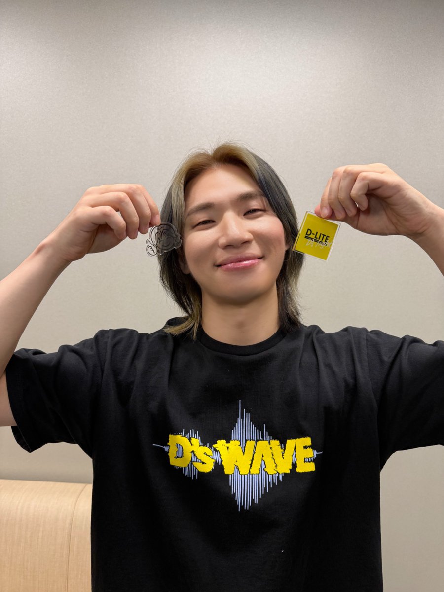 d_lable's tweet image. [#대성 📸] 250723 𝗗𝗔𝗘𝗦𝗨𝗡𝗚 𝟮𝟬𝟮𝟱 𝗔𝗦𝗜𝗔 𝗧𝗢𝗨𝗥: 𝗗&apos;𝘀 𝗪𝗔𝗩𝗘 𝗜𝗡 𝗞𝗢𝗕𝗘 𝗗𝗮𝘆 𝟮

역시 고베 최고🔥🔥🔥
&apos;I promise you I&apos;ll be your umbrella&apos;☂️
여러분과의 약속을 지킬 수 있어서 행복합니다🫶🏻

#대성 #DAESUNG #DLITE
#DsWAVE #Asia_tour #KOBE