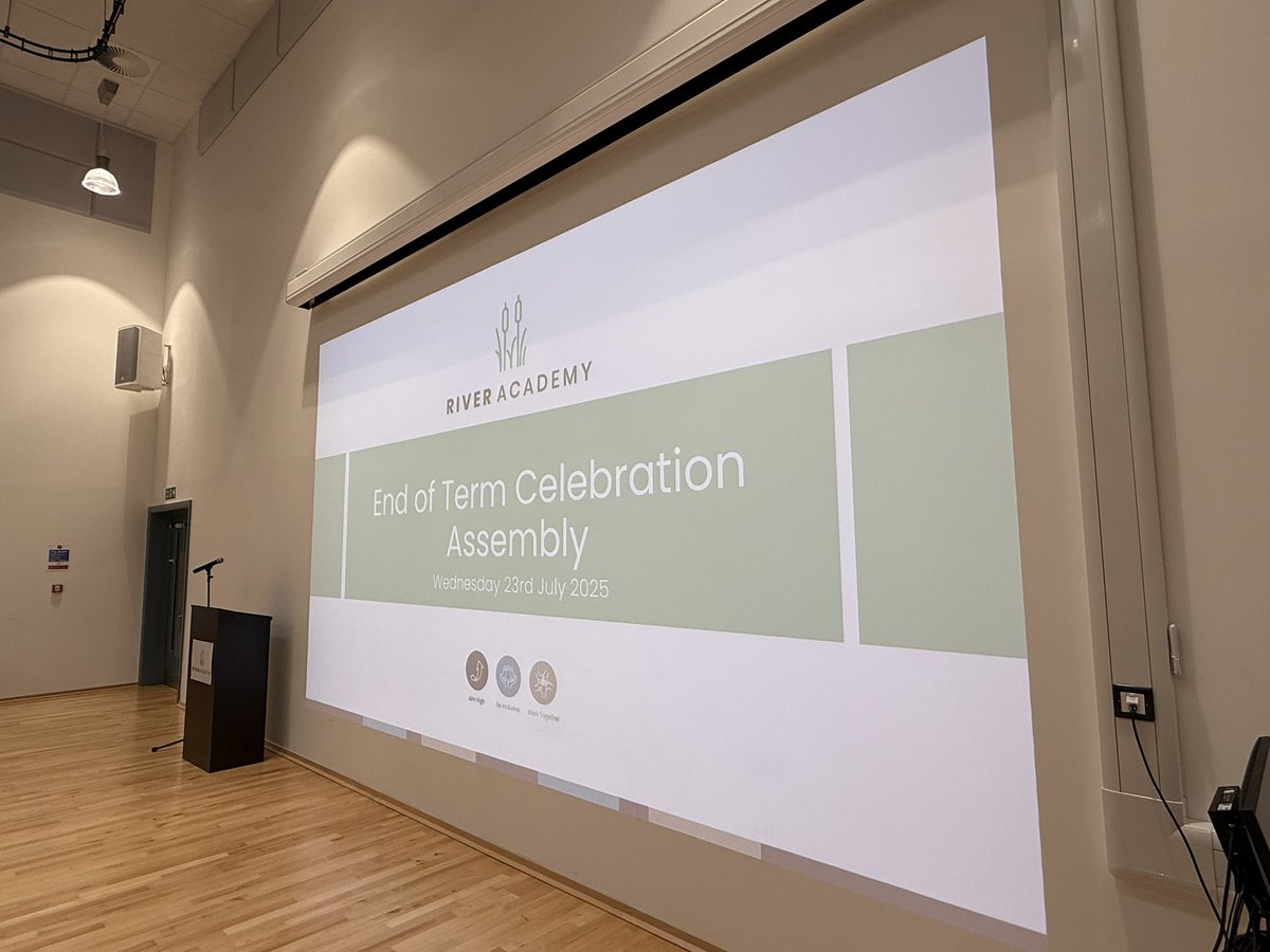 RiverAcReading's tweet image. The last day of the year at River Academy, and we had a lot to celebrate, recognising #excellence and #determination across subjects, and highlighting the exceptional character of students. So many superstars!