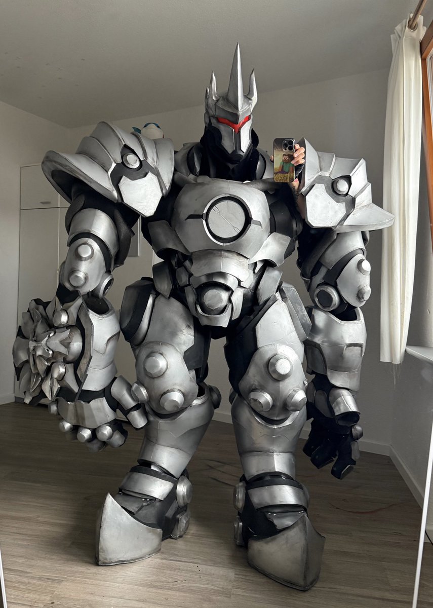 Should the cosplay stay on?