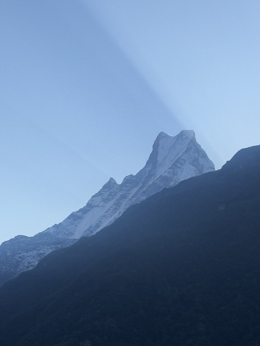 npdareadventure's tweet photo. Final day of our Annapurna Base Camp trek! Clear skies revealed Machhapuchhre, Hiunchuli &amp; Ghandarva Chuli 🌄
Descended from Sinuwa to Jhinu Danda, then rode back to Pokhara. What a journey—grateful for every step. 🙏
#Nepal #ABCtrek #TrekkingDiaries #nepaldareadventures https://t.co/hGcnvWsD6X