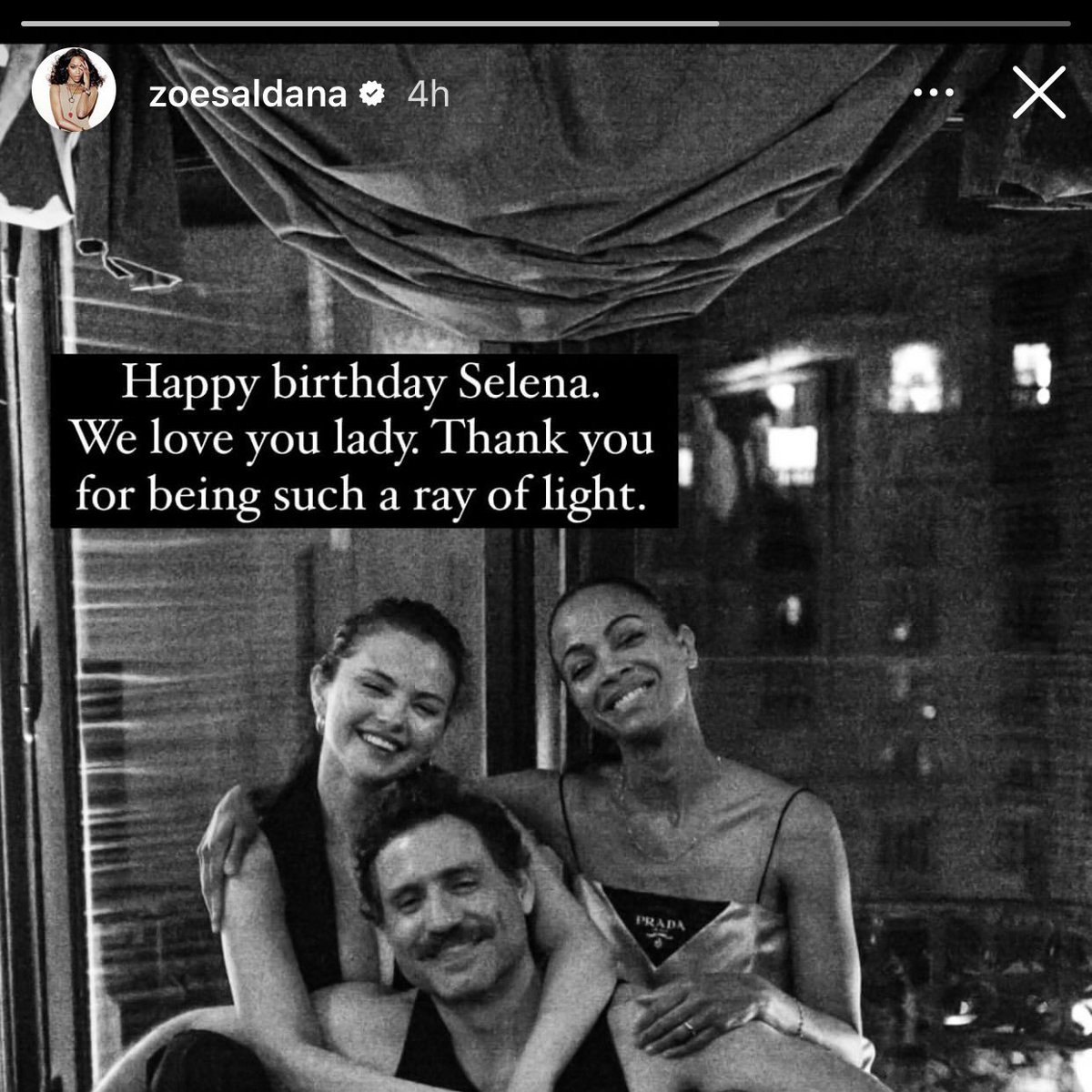 selnwr's tweet image. emilia pérez family stays strong 😘