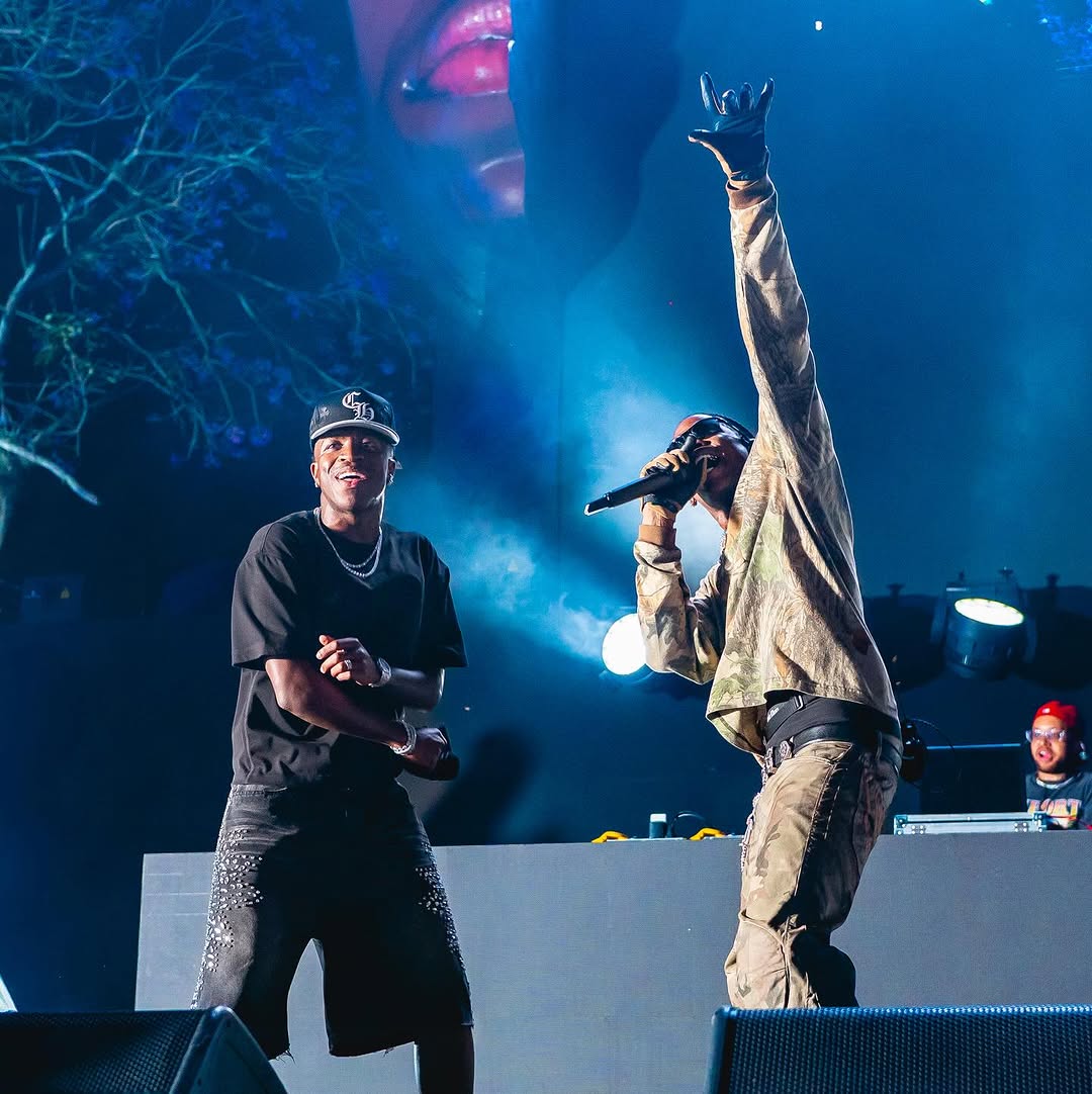 GrixMagazine's tweet image. Vinicious Jnr & Travis Scott In Both Their Worlds... On the pitch and on stage 🔥🔥🔥