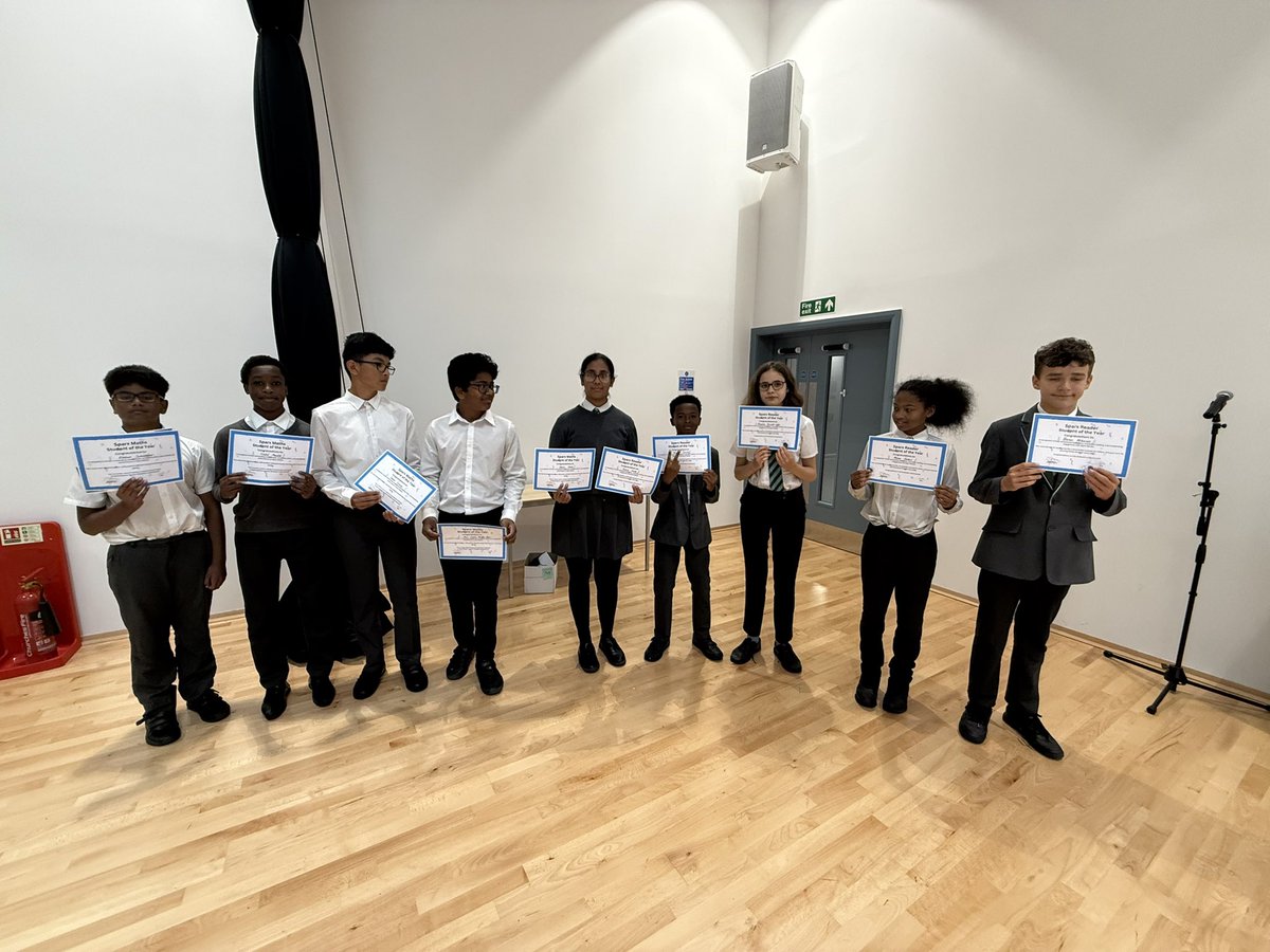 RiverAcReading's tweet image. We also celebrated those students with the highest levels of commitment on @SparxReader and @SparxMaths! They really have been the epitome of our mantra: ‘daily habits’! #ItIsWhoIAm