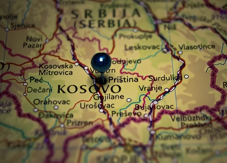 NationalIndNews's tweet image. #BREAKING #Serbia JUST IN: The separatist Kosovo* regime continues its ethnic cleansing of Serbs.
Today, a second family in Kosovska Mitrovica was evicted from an apartment they lived in, following the eviction of another family yesterday.
More evictions are expected in the…