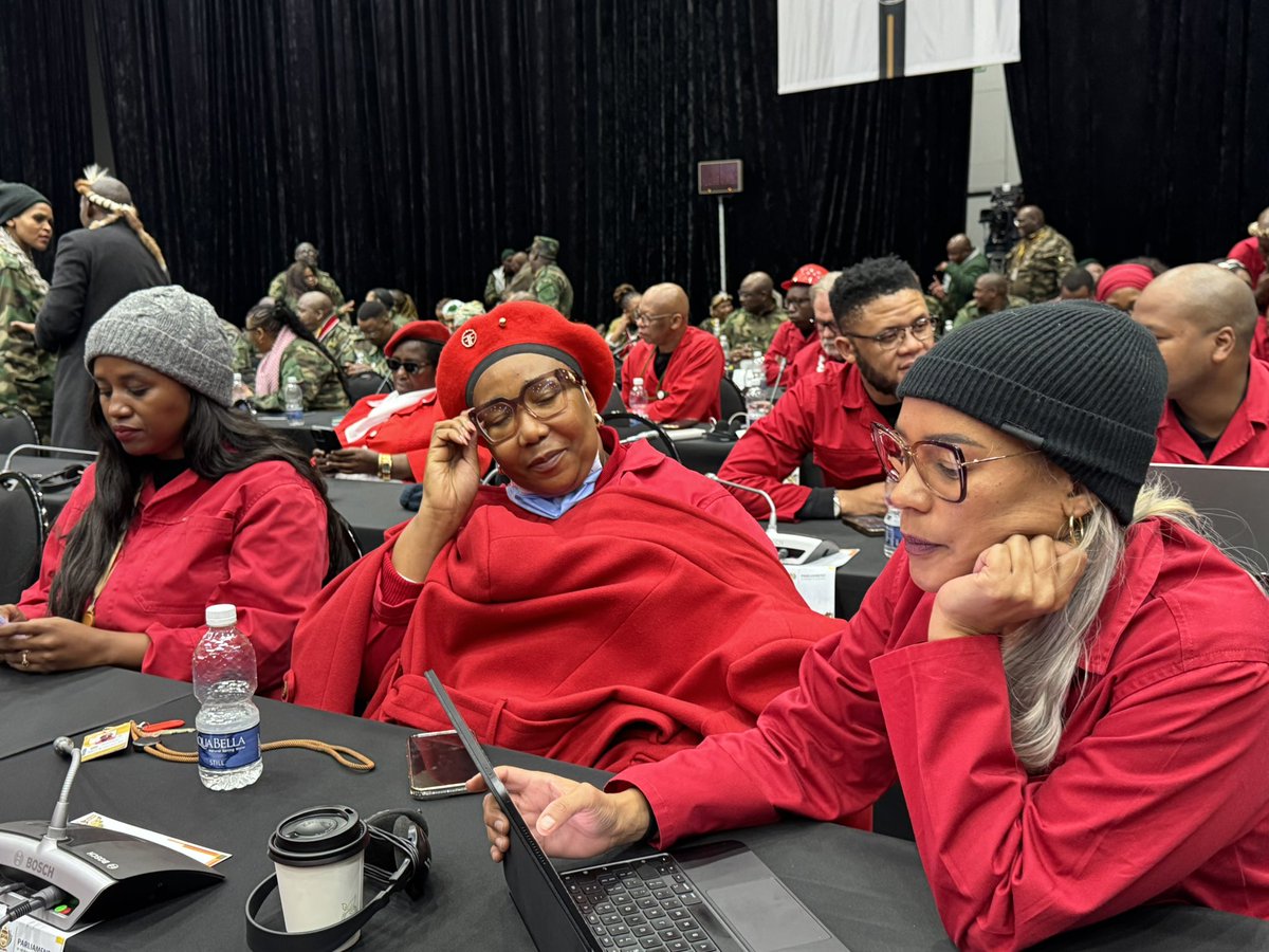 SixoGcilishe's tweet image. The EFF Battalion in parliament today.
The National Assembly is dealing with Appropriations Bill budget vote.
And of course the EFF rejects their austerity budget and demands a more pro-poor alternative.
#EFFinParliament