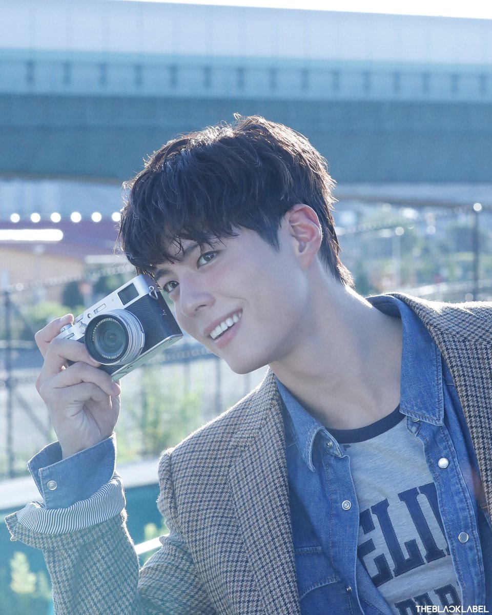 mukzzangbii's tweet image. 박보검 셔츠 레이어드
진짜 남친look의 정석이야 ……