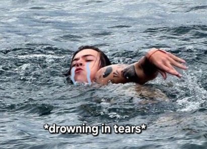 ElDagger28's tweet image. How it feels to open twitter today 😭😥