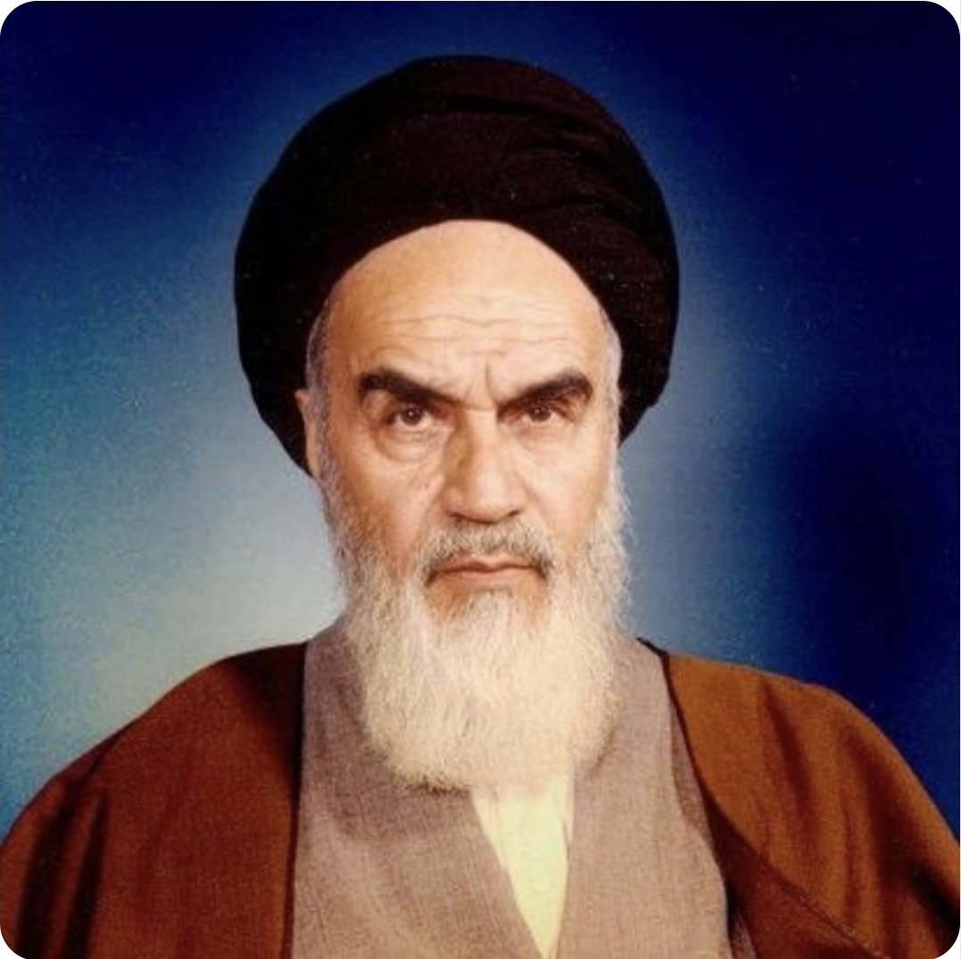 Ramezani199430's tweet image. سال ۱۳۶۰ امام فرمودن: بیشتر از ۲۰ سال هست که مخالفت خودمون رو با اس.رائ.یل و آم.ری اعلام کردیم؛
یعنی تقریبا از ۱۷ سال قبل از انقلاب موضع امام نسبت به این دو جنایتکار مشخص بوده؛
الان با چه مبنایی#عراقچی میگه محو اس.رائ.یل سیاست ما نبوده؟؟؟