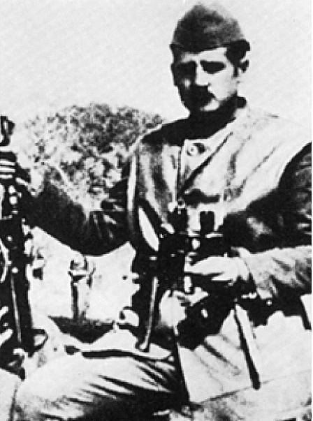 Krasaki_Tsou's tweet image. Στις 23 Ιουλιου 1943 (14 με 22/7ου), λήγει η Μάχη του Μακρυνόρους.
Ήταν μία εκ των σημαντικότερων μαχών της περιόδου της Εθνικής Αντίστασης κατά την οποία ιταλικές και γερμανικές δυνάμεις που προσπαθούσαν να φτάσουν στην Άρτα, ακινητοποιήθηκαν από 450 Έλληνες αντάρτες υπό τον…