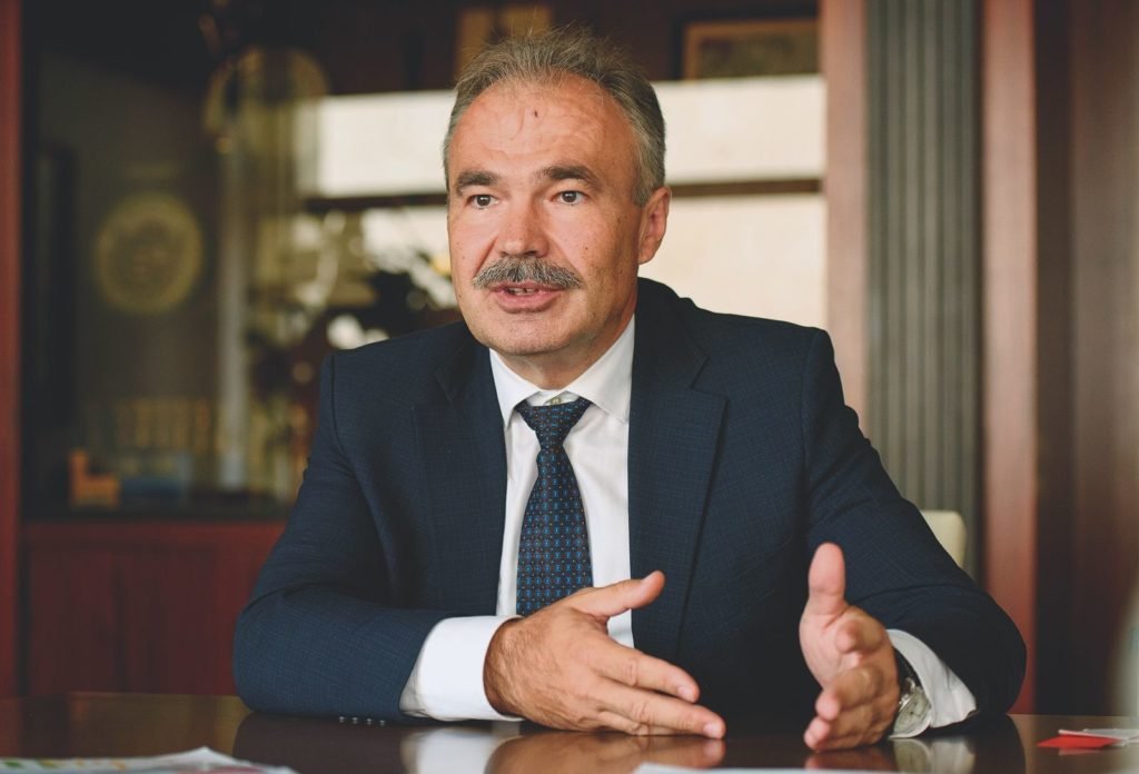 Zoltan Kovacs (@zoltanspox) on Twitter photo 🇭🇺 “We always stand by Hungarian farmers and defend their interests,” declared Minister <a href="/DrNagyIstvn1/">Dr Nagy István</a>, slamming Brussels' 2028 budget draft which slashes EU agricultural funding by HUF 33 trillion while boosting Ukraine’s by HUF 40 trillion.
⚠️ The minister called the plan a 🇭🇺 “We always stand by Hungarian farmers and defend their interests,” declared Minister <a href="/DrNagyIstvn1/">Dr Nagy István</a>, slamming Brussels' 2028 budget draft which slashes EU agricultural funding by HUF 33 trillion while boosting Ukraine’s by HUF 40 trillion.
⚠️ The minister called the plan a
