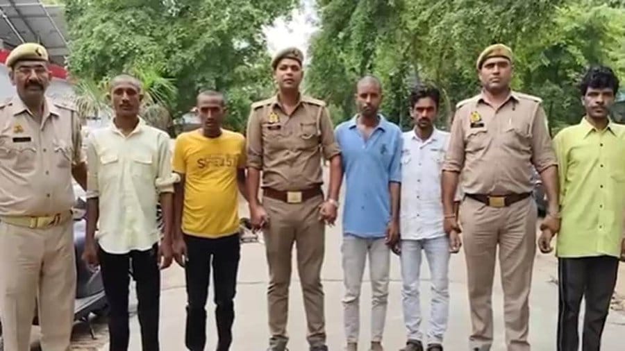 pwokeliberal's tweet image. Shame on the Kanwariyas. They were committing crimes after crimes and bringing a bad name to Kanwar Yatra all over the world.
Mohammad Suhel, Mohammad Sherkhan, Mohammad Asif & Mohammad Abid should apologize to Mahadev.