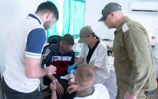 Itongadol's tweet image. Israel reabre puesto médico en el sur de Siria tras cierre temporal por la guerra con Irán
Ver nota: itongadol.com/medio-oriente/…
#Israel #Iran #MedioOriente #Siria @Israel