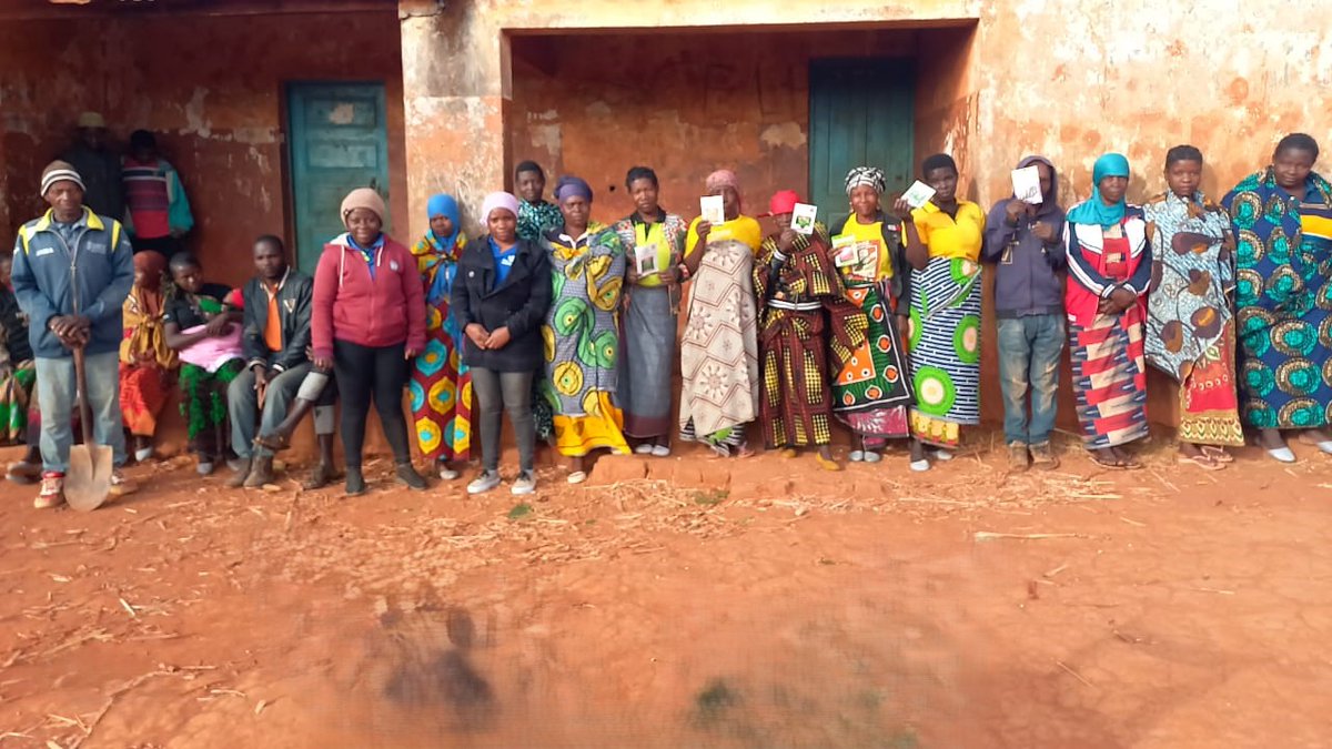 In Assumane, Mozambique, we met the Chitucuko Association comprising of 40 farmers, mostly women, working for a better future.  

We’ll be working together to improve nutrition and food security, starting with what matters most: trust. — Natércia Da Gloria Victória Noel