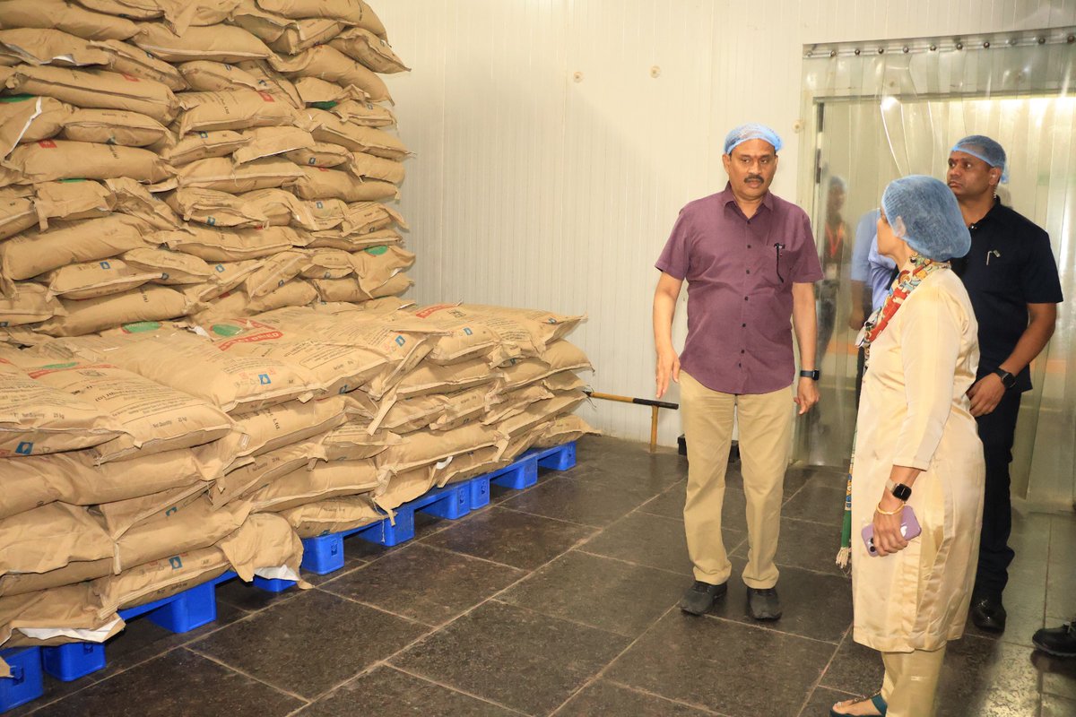 ManagingTrustee's tweet image. Had the opportunity to visit the Manor Heritage Plant in Palghar, Maharashtra today.

Grateful to Regional Head Harish Sakunde Garu, Plant Manager Kailash Shinde Garu, and Sr. Project Manager Prakash Tare Garu for the warm welcome and detailed briefing.

Reviewed the plant…