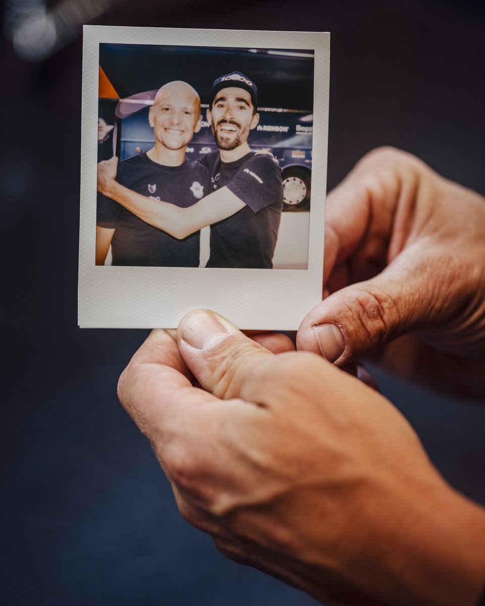 soudalquickstep's tweet image. Memories from the #TDF2025 💙
Photo: @BeelWout