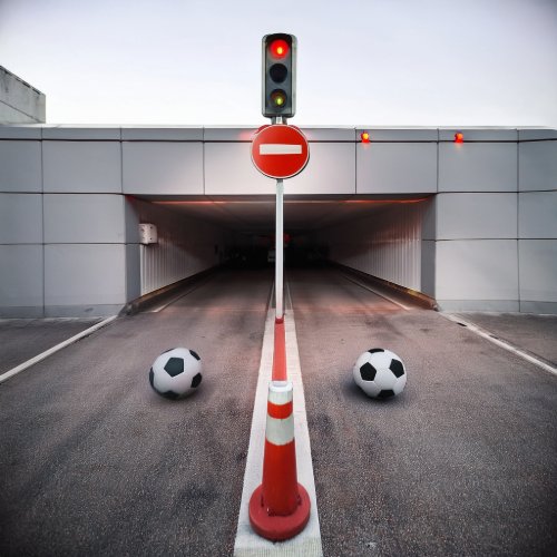 FPL_fauxmow's tweet image. #fpl my FPL badge for "farke the bus" is a bit abstract as I couldn't be arsed to make it any better