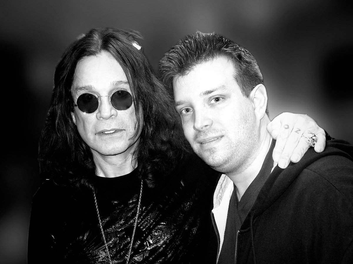 Veteran_Nation's tweet image. Seven years ago my brother with Downs Syndrome and I were at a benefit.
Ozzy was so generous and caring. He spent time with my brother and was genuinely interested in his life.
Ozzy was a gift to humanity and will be missed!