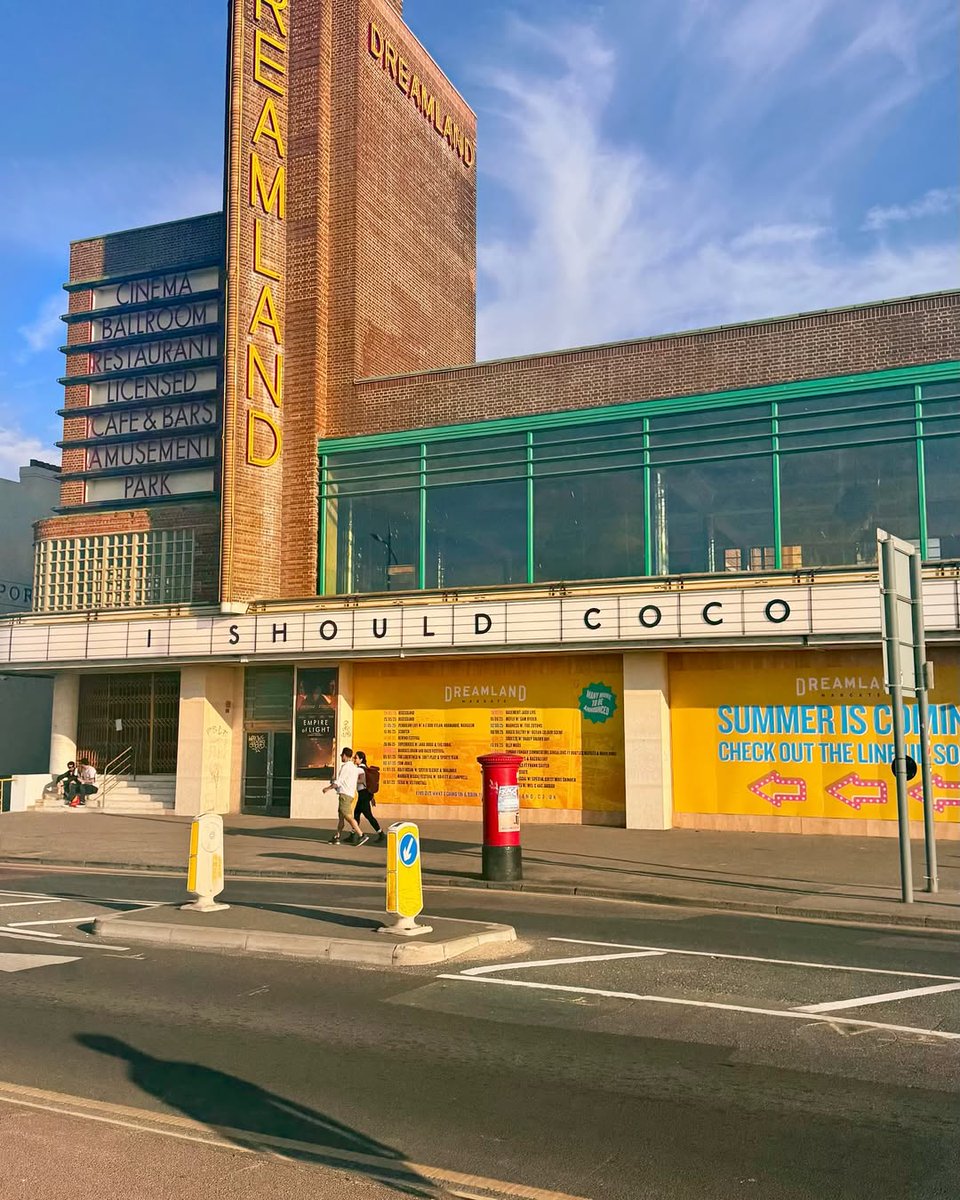 Supergrass tweet media