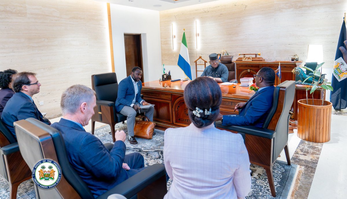 julius_maadabio's tweet image. This morning at State House, I had an inspiring meeting with @DonalFBrown, Associate Vice-President of the Program Management Department at @IFAD, and @EnockChikava, Director of Agricultural Delivery Systems at @gatesfoundation, along with their dedicated teams. Together, we…