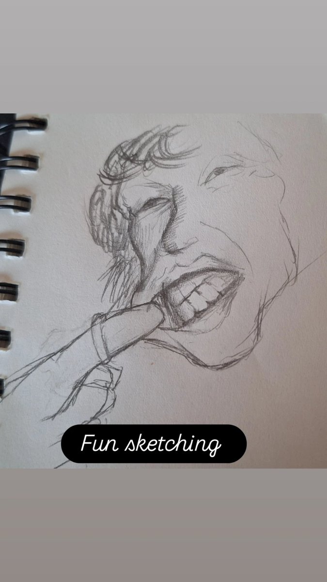 amaritz21's tweet photo. I had fun sketching https://t.co/Zifr3PMDzJ