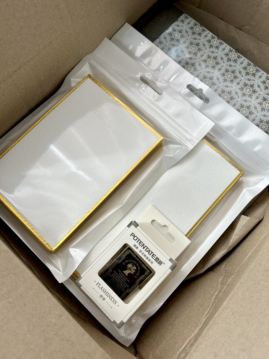 your_whitesilk's tweet image. I finally have the shikishi boards + very nice brass clip. I’ll make Reca portraits of course once I return from vacation
