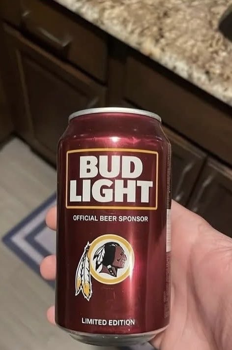GridironMarvel's tweet image. #HTTR 🌈 🍻… #RaiseHail #Redskins. Let’s fight for old DC! #NFL