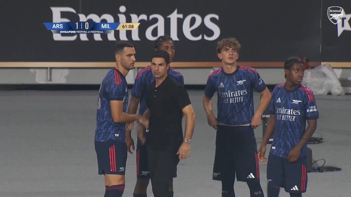AcademyScoop's tweet image. Huge moment.
15-year-old Max Dowman is making his unofficial senior debut for Arsenal against AC Milan.
Probably the biggest talent I’ve seen in the flesh - don’t be surprised if he looks like he’s been playing at this level for years.