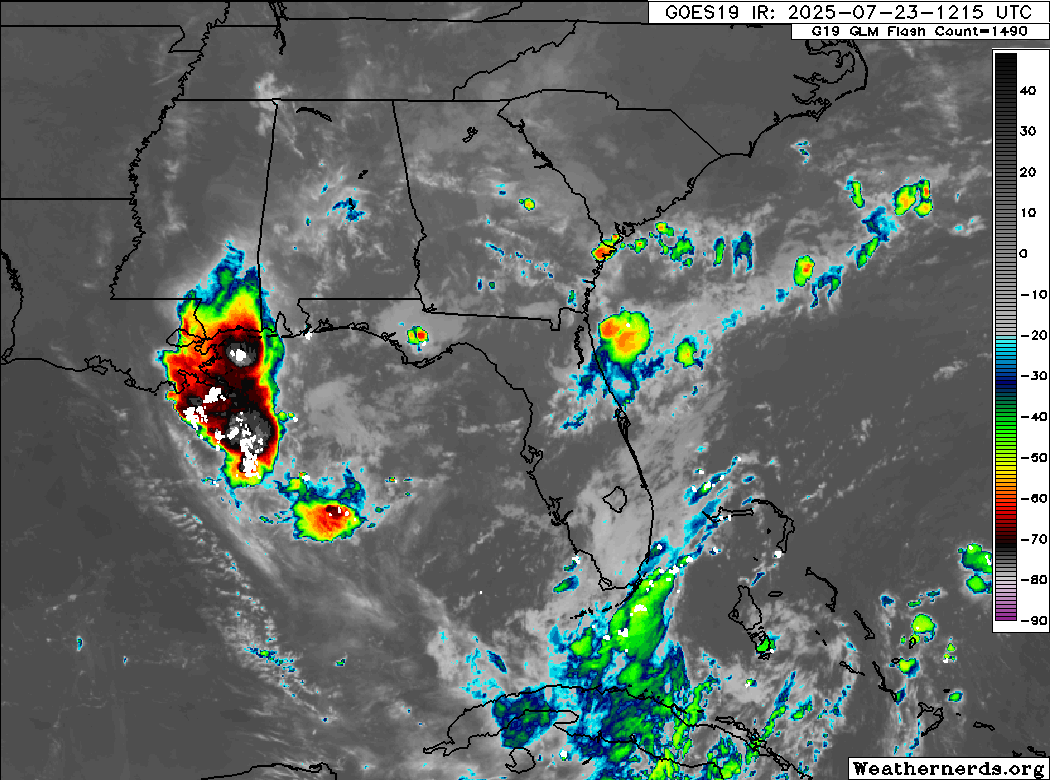 TheEyewallWx's tweet image. We've got a 10% chance of Gulf development on the map, so we take a dive in on that. Additionally, we look at the persistence of flooding risks over the last month, as well as why a heat wave still matters even if it isn't setting a ton of records. More: theeyewall.substack.com/p/checking-up-…