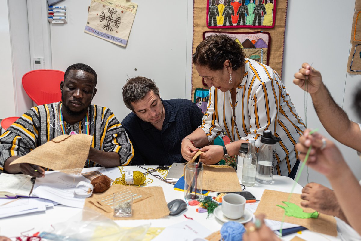 AFSEE_LSE's tweet image. AFSEE Fellows and staff had the opportunity to take part in a participatory embroidery workshop run by Dr Tanya Harmer and Gloria Miqueles during Module 4 🪡
 
The workshop explored the role art can play in communicating dissent and resistance during democratic crises ✊