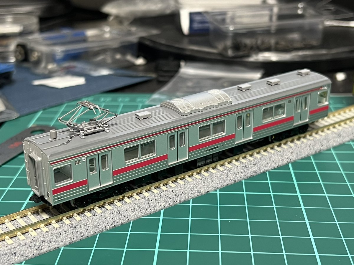 skybluek1719's tweet image. 中間車1両完成。平日は1日1両が限界かねえ🙄