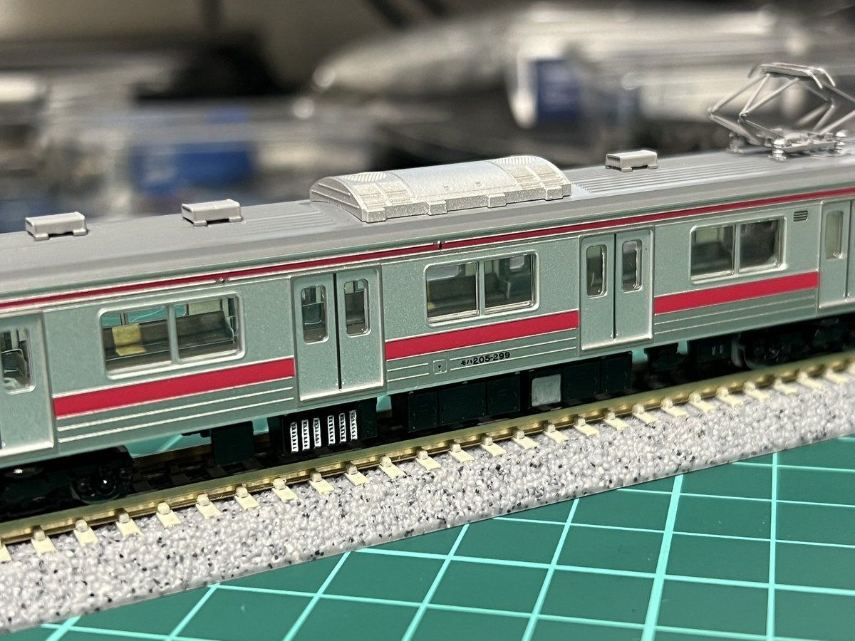 skybluek1719's tweet image. 中間車1両完成。平日は1日1両が限界かねえ🙄
