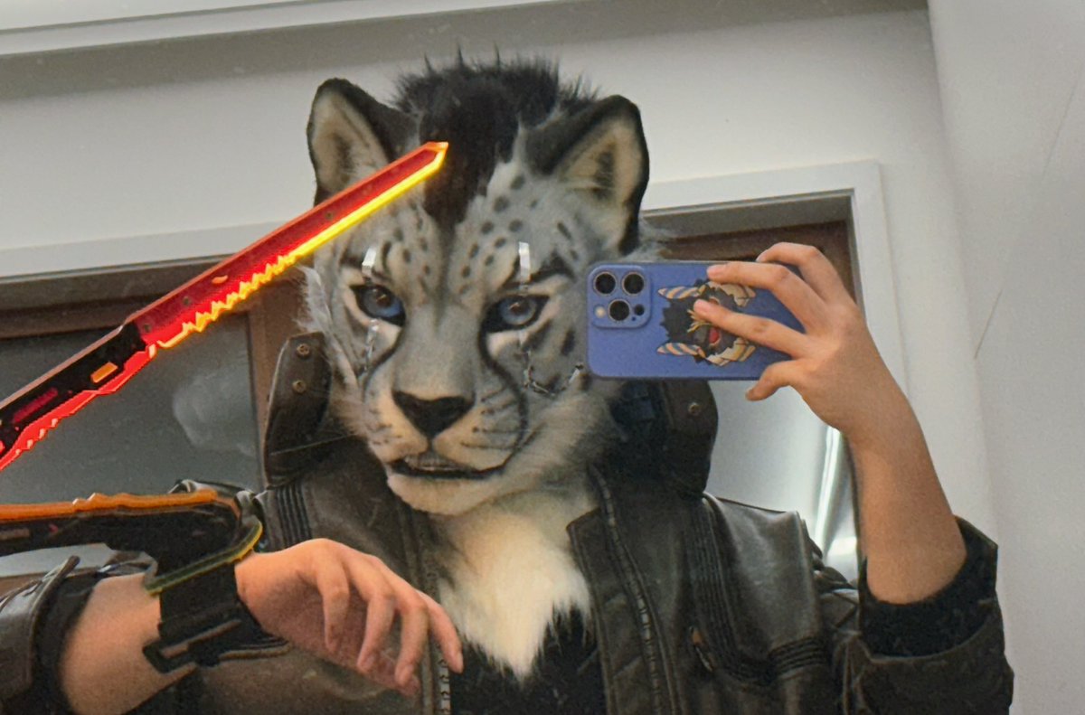Garfi_LYL's tweet image. Cyber psychosis