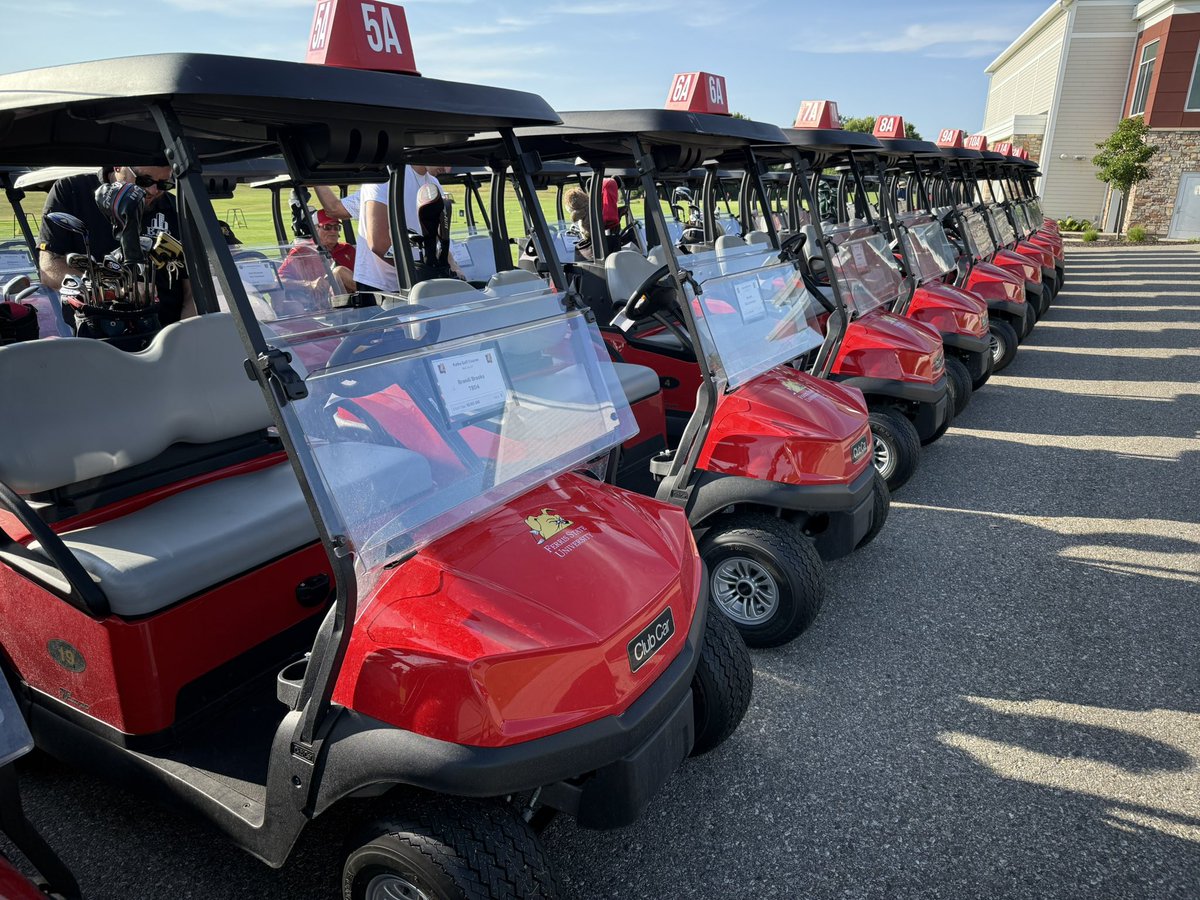FerrisMBBALL's tweet image. Beautiful morning for the 22nd annual Ferris State Men’s Basketball Golf Outing at Katke Golf Course ⛳️