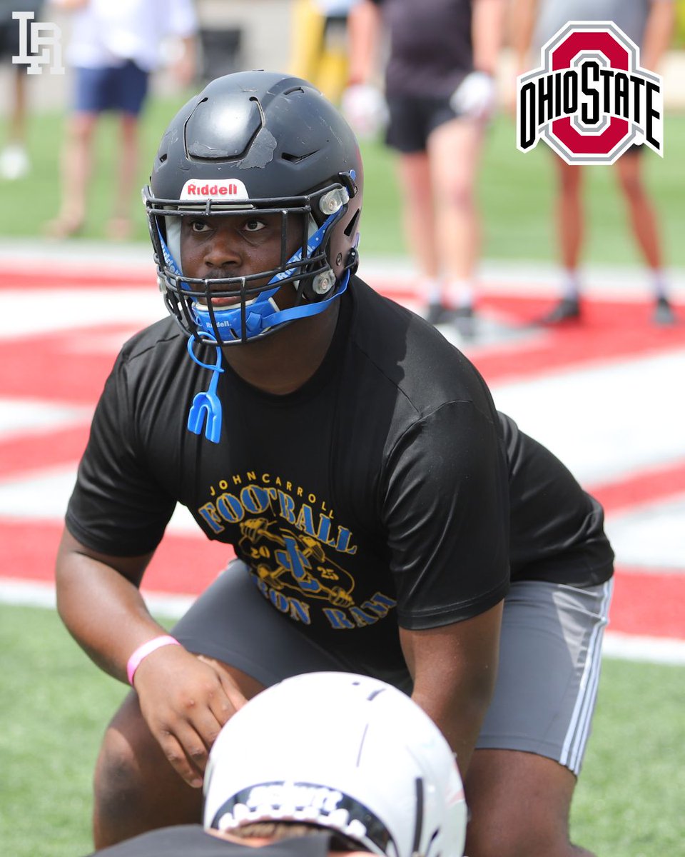 mickdwalker's tweet image. Time for some Buckeye Buzz 🌰
The Ohio State culture stood out to top-100 OT Jake Hildebrand on his first trip to Columbus in June. Meanwhile, four-star OL Sean Tatum enjoyed learning from the coaching staff in camp. ⏬
MORE: on3.com/teams/ohio-sta…