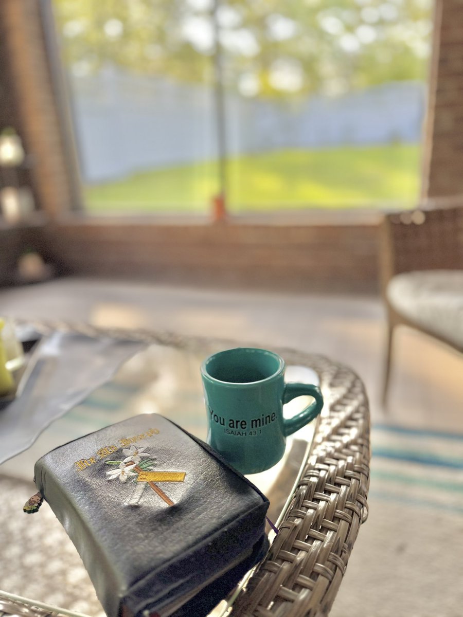 FrJohnDeGuzman's tweet image. Prayerful mornings with coffee are the best way to start the day