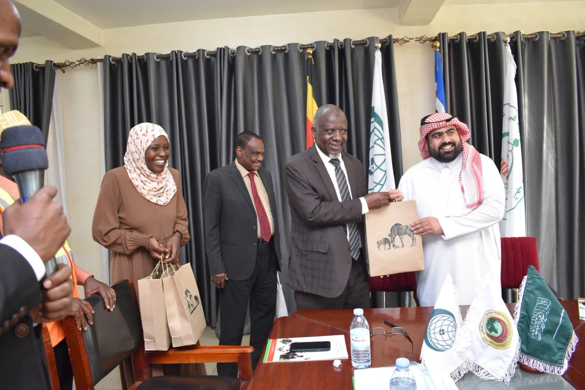 rectoriuiu1988's tweet image. Assalam alaikum ,It is with profound gratitude to Allah (SWT) and immense appreciation that I address the University community and our valued stakeholders today.
The Islamic University in Uganda (IUIU)@iuiuac @iufckabojja has been blessed with a significant gesture of…